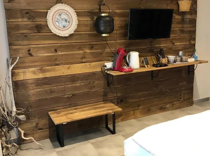 Alba Oda ve Kahvaltı 4*